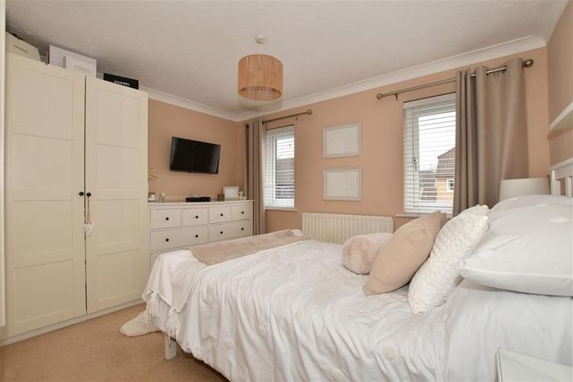Thumbnail Semi-detached house for sale in Coombe Close, Snodland, Kent