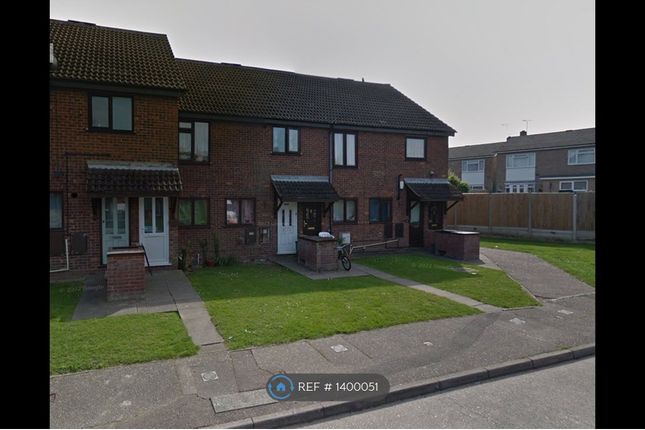 2 bed maisonette to rent in Elmden Court, Clacton-On-Sea CO15
