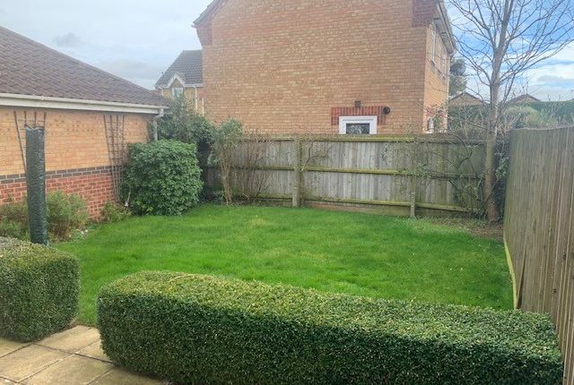 7, Buttercup Court, Deeping St James photo 2