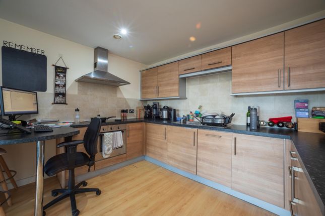 48 Chantry Waters, Waterside Way, Wakefield photo 5