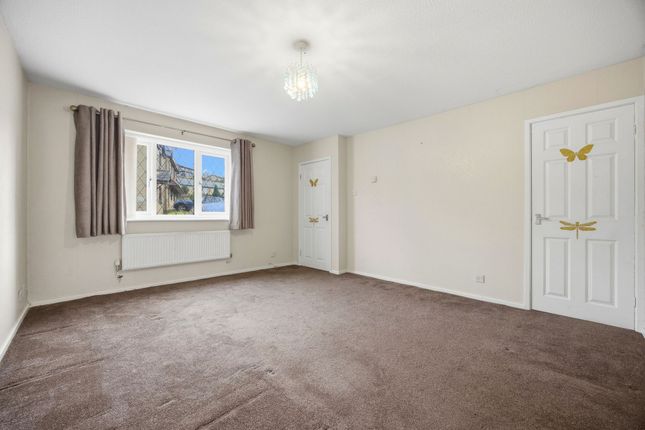28 Highfield Park, Rossendale photo 2