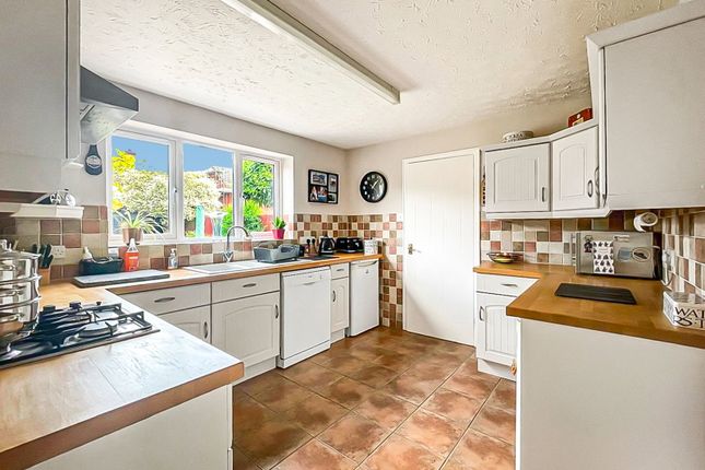 12, Nene Close, Gloucester photo 3