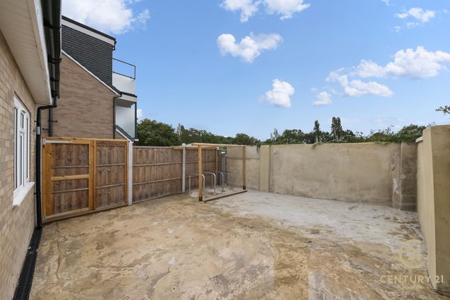 11, Panhard Place, SOUTHALL photo 5