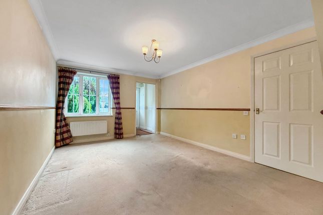 10 Wesley Road, Caerphilly photo 3