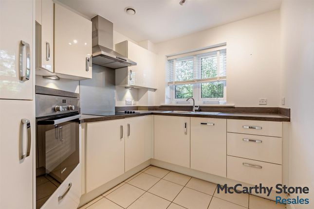 3 Squire Court, Raleigh Mead, South Molton photo 4