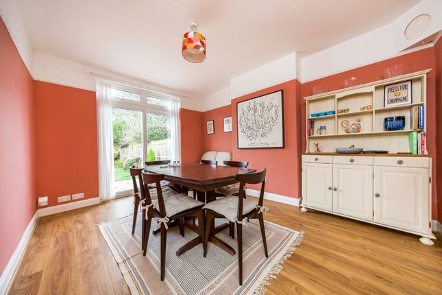 52, Northway, Morden photo 4