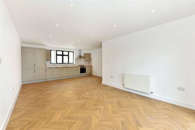 Flat 4, 67B, Plumstead High Street, London photo 3