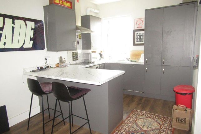 Cann Hall Road, LEYTONSTONE photo 3