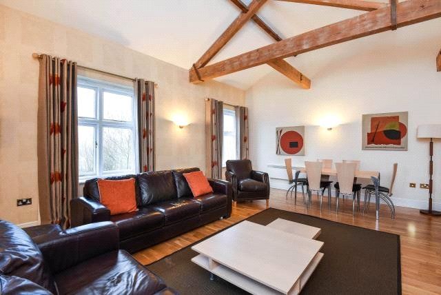 19, Woodford Mill, Witney photo 4