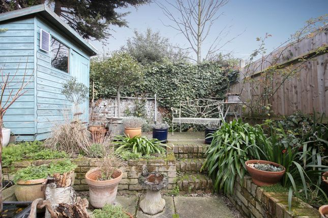 Terraced house for sale in Sansom Street, Camberwell