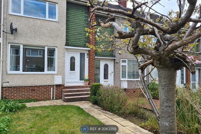 Thumbnail Terraced house to rent in Woodview Lane, Airdrie