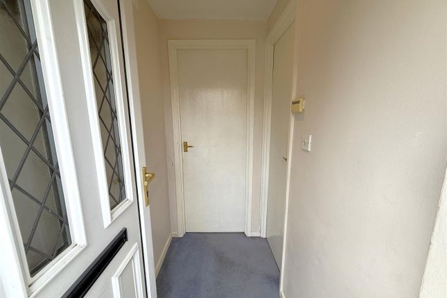 33, De Montfort Close, Loughborough photo 4