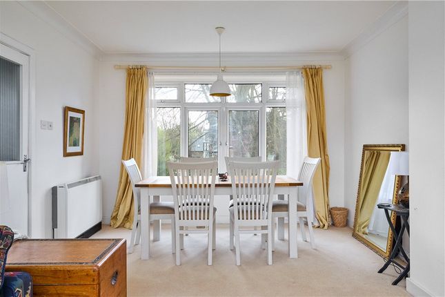 Flat 2, Shaw Dene,, Burton Crescent, West Yorkshire photo 3