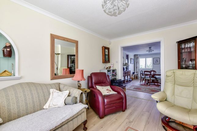 3 Kings Meadow, Kings Langley photo 5
