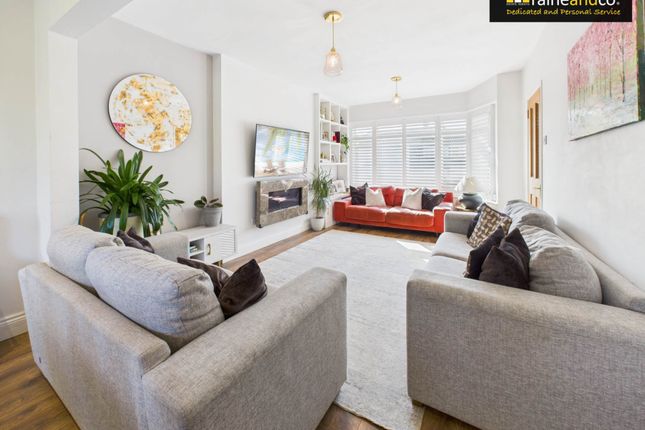 41, Torrington Drive, Potters Bar photo 3