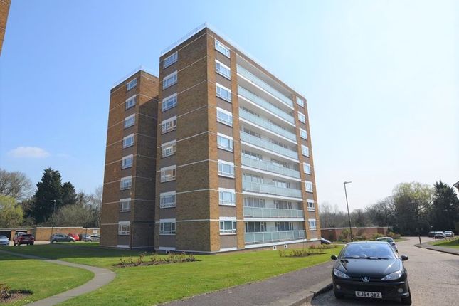 Thumbnail Flat to rent in Dove Park, Pinner