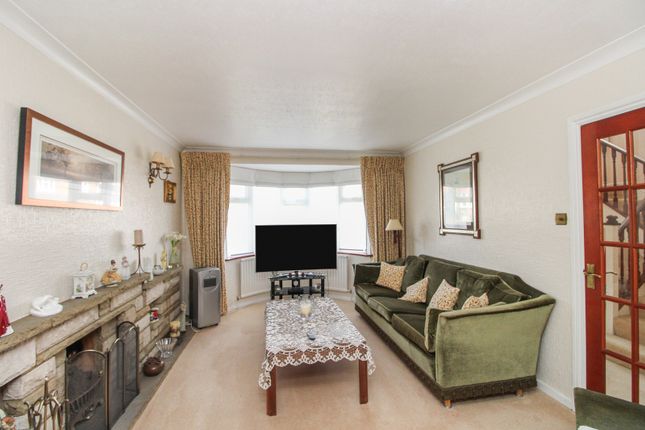 22, Abinger Avenue, Sutton photo 4