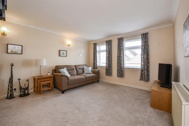 Flat for sale in Mulberry Mead, Whitchurch