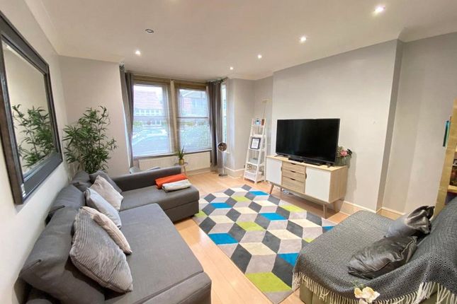 Thumbnail Flat to rent in Swinburne Avenue, Broadstairs, Broadstairs