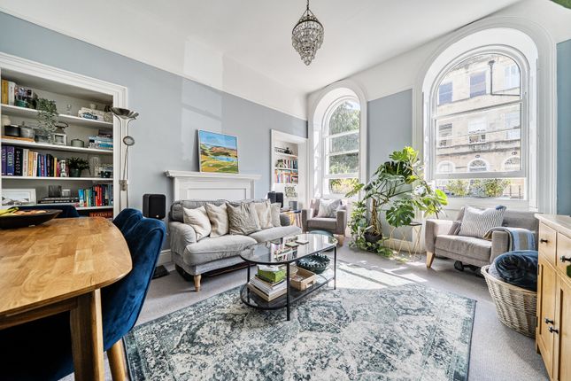 Flat 4, 18, Henrietta Street, BATH photo 2