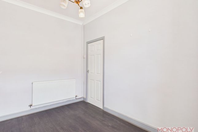 24 Trinity Street, Wrexham photo 4