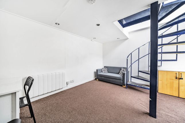 Studio to rent in Greyhound Road, London