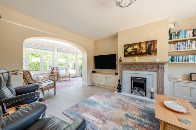 70, Westgate, West Sussex photo 4
