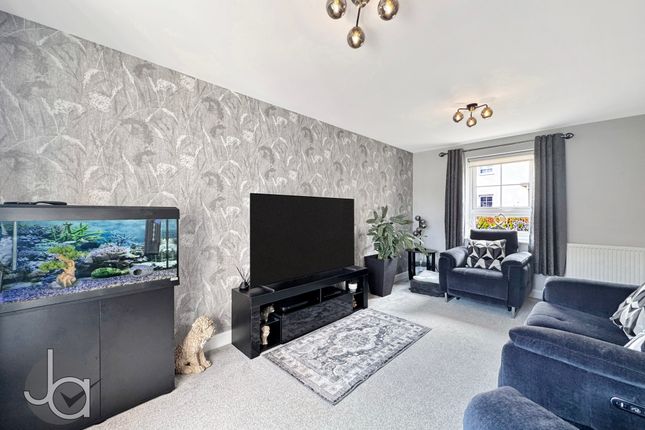 5, Primrose Avenue, Harwich photo 3