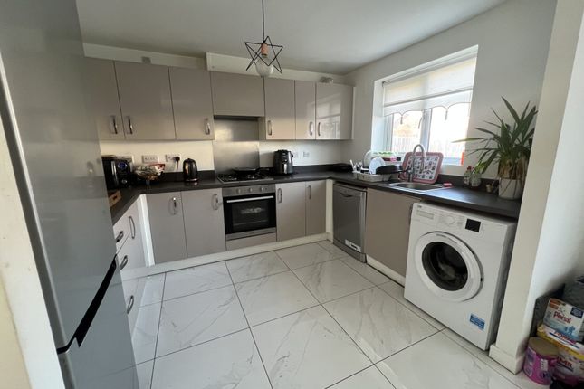 86, Hammond Drive, Liverpool photo 3