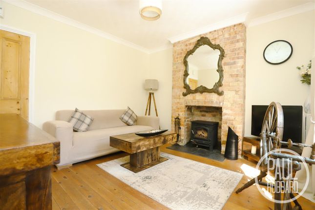 40, Church Road, Lowestoft photo 4