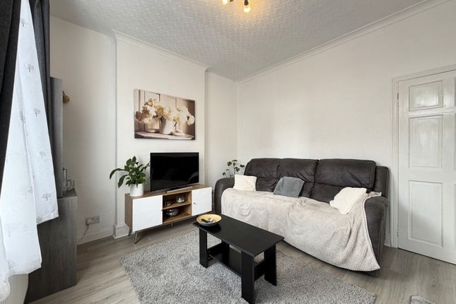 30, Grange Street, Alfreton photo 3