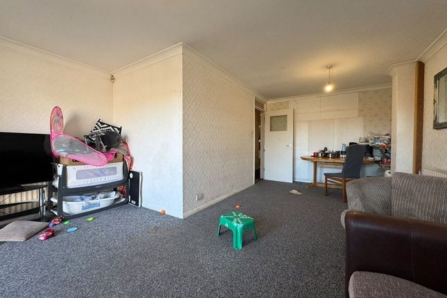 80, Bramingham Road, Luton photo 3