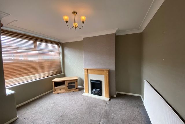 Semi-detached house to rent in Wivelsfield Road, Balby, Doncaster