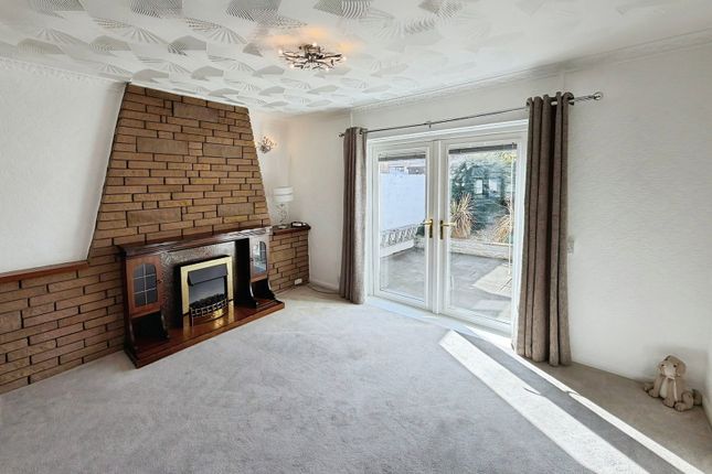 21, Dahlia Close, Port Talbot photo 2