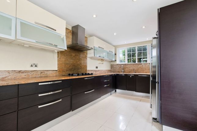 49, Hermitage Lane, London photo 4