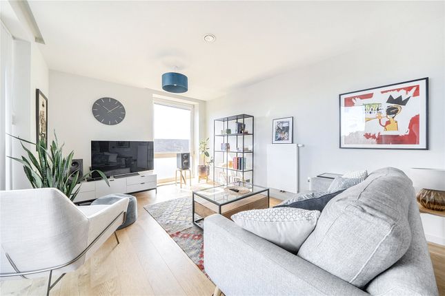 MTVH SO - Flat 38, Isambard Court,, Boaters Avenue, Brentford photo 3