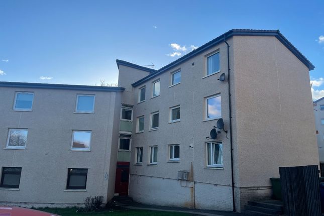 Thumbnail Flat to rent in High Street, Bonnybridge, Falkirk