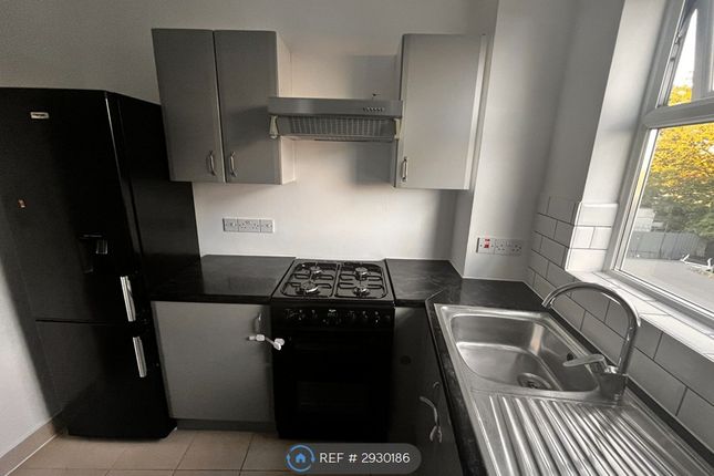 Flat B, Greenford Road, Greenford photo 5