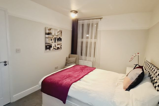 Room to rent in Leicester Street, Kettering