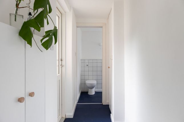 Flat for sale in Harcourt Road, Brockley