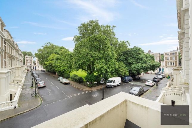 14 Albert Square Sw8 1BT-12.Jpg