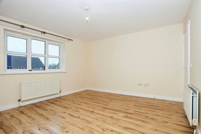 Flat for sale in Eagle Way, Hampton Vale, Peterborough