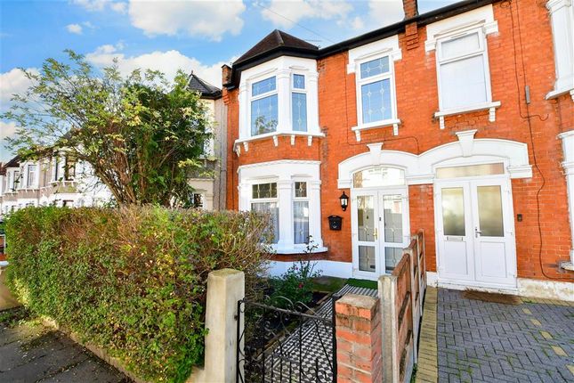 Thumbnail Terraced house for sale in Lambourne Road, Ilford, Essex