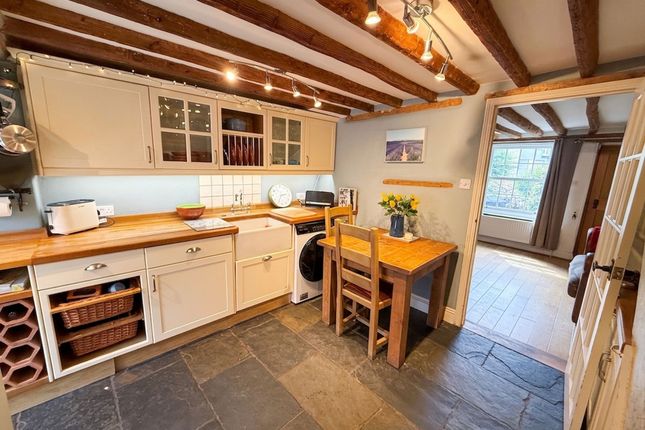 62 Plomer Green Lane, High Wycombe photo 4