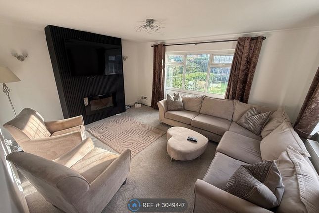 Overhall Road, Mirfield photo 5