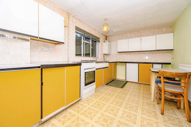 38, Toms Croft, Hemel Hempstead photo 3