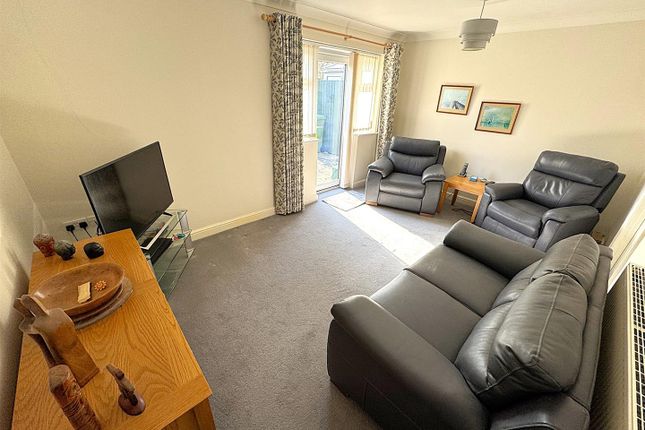 83, Tunwell Lane, Corby photo 2