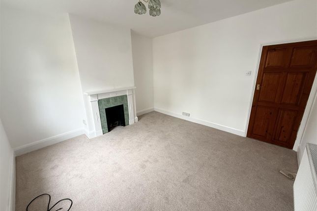 6, Victoria Street, Alfreton photo 3