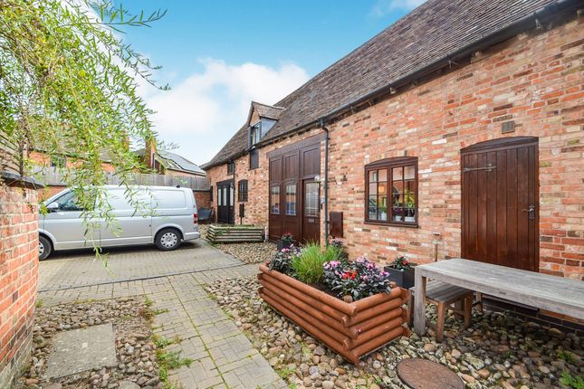 Barn conversion for sale in Deerhurst Mews, Dunchurch, Rugby