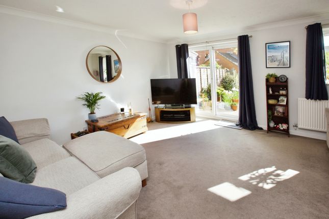 End terrace house for sale in Mosaic Close, Southampton